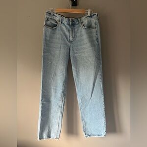 Abercrombie The Straight Mid Rise Jean | size 31